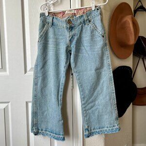 Levi's 504 Slouch Low Rise Wide Leg Capri Jeans